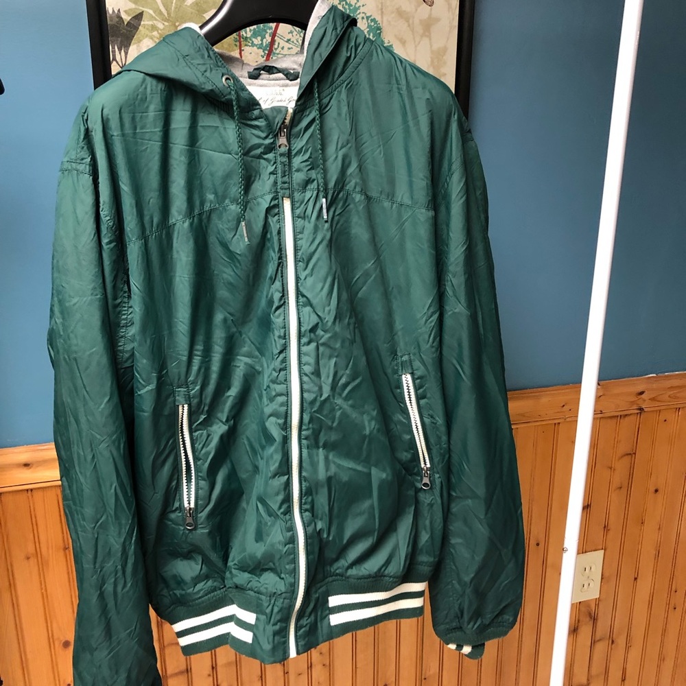 H&M Men’s Varsity Zip Up Sweater